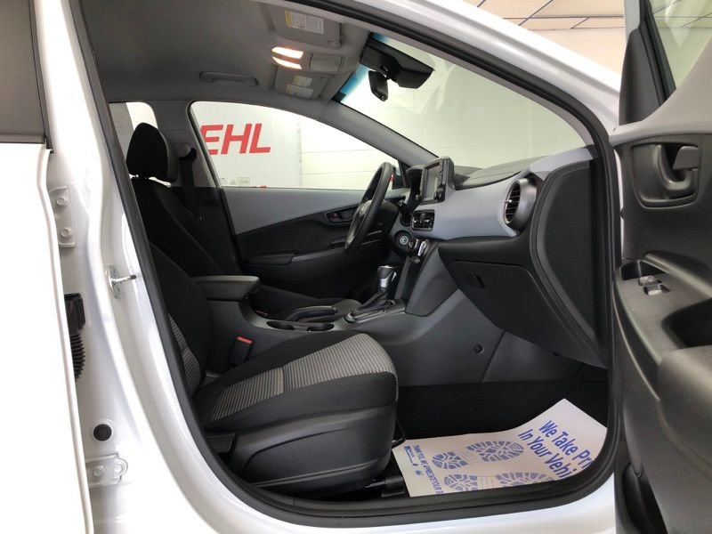 Used 2021 Hyundai Kona SE image 11