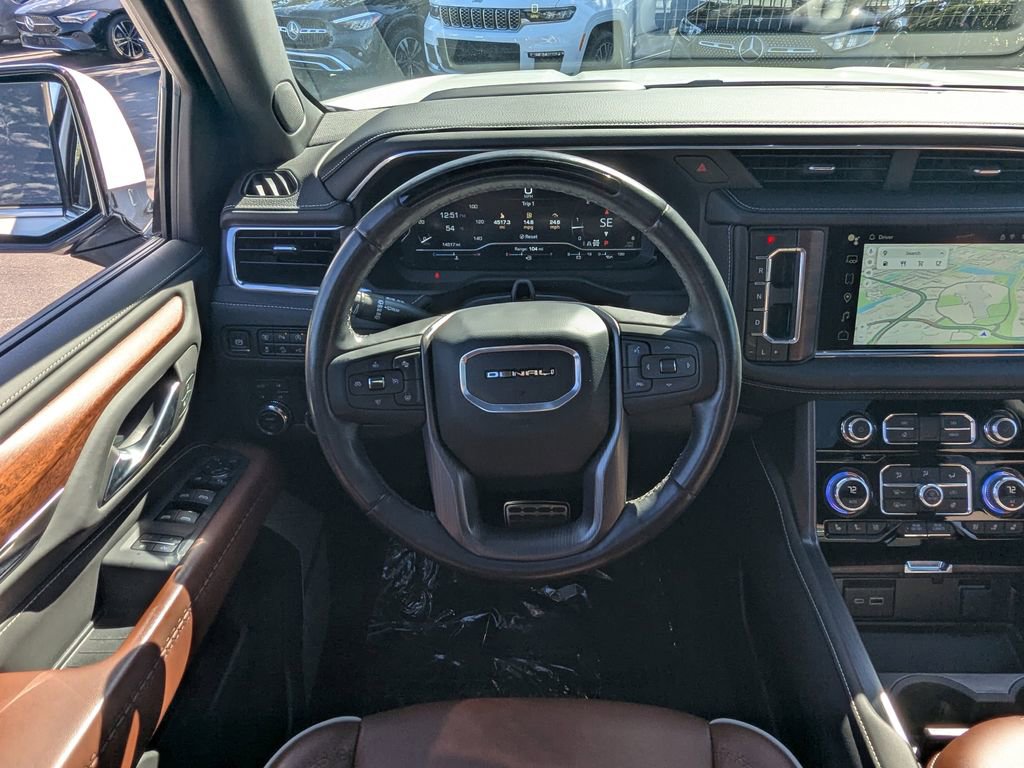 Used 2024 GMC Yukon Denali Ultimate image 3