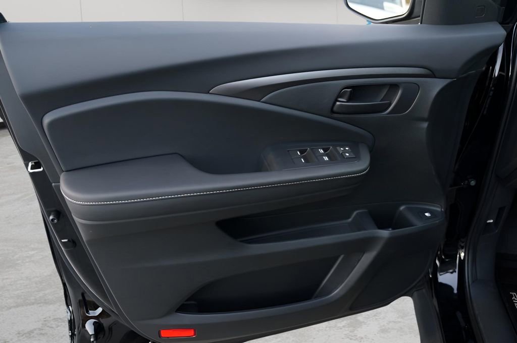 New 2026 Honda Ridgeline Sport image 9