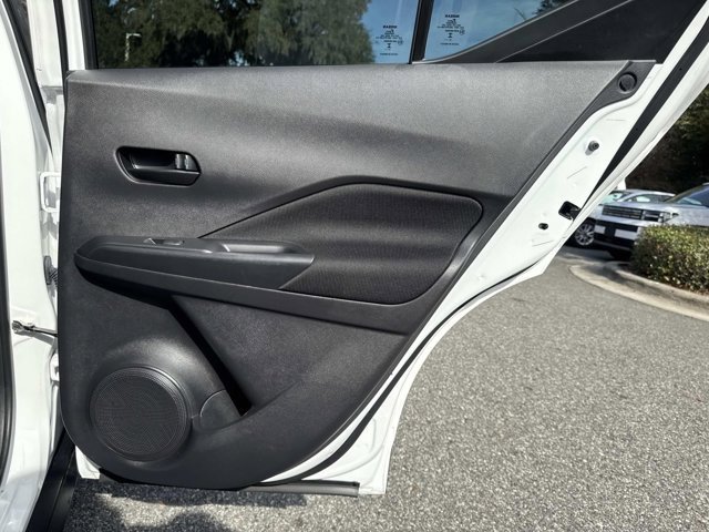 Used 2024 Nissan Kicks S image 18