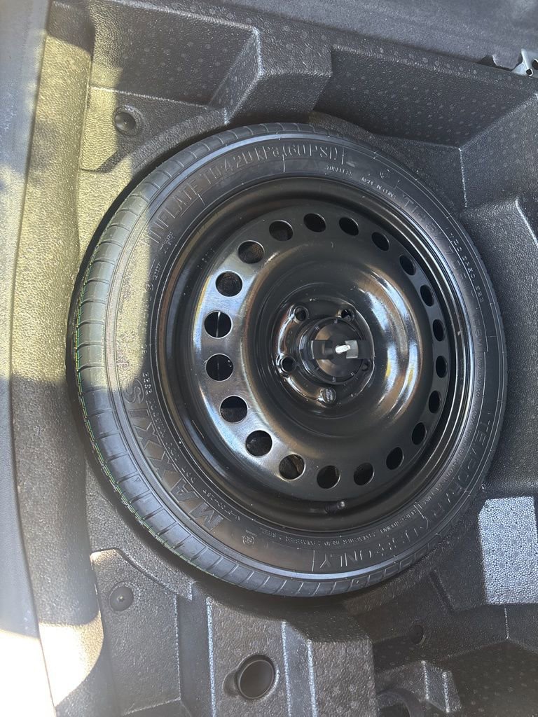 Used 2022 Buick Envision Preferred FWD image 14