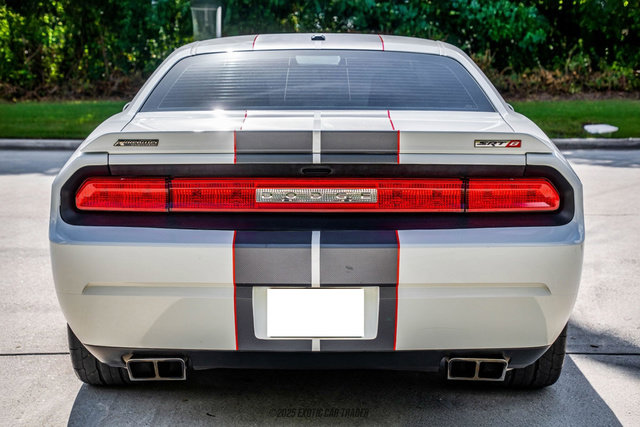 Used 2012 Dodge Challenger SRT8 w/ Premium Sound Group RWD image 7