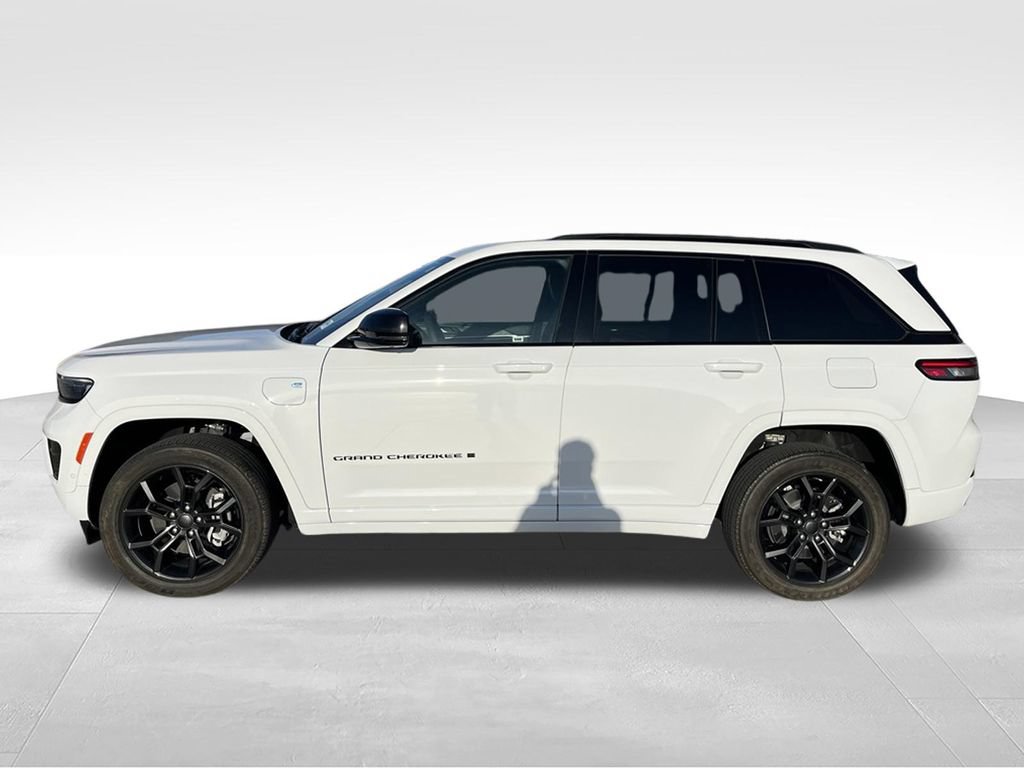 Used 2024 Jeep Grand Cherokee Limited 4xe AWD/4WD image 11