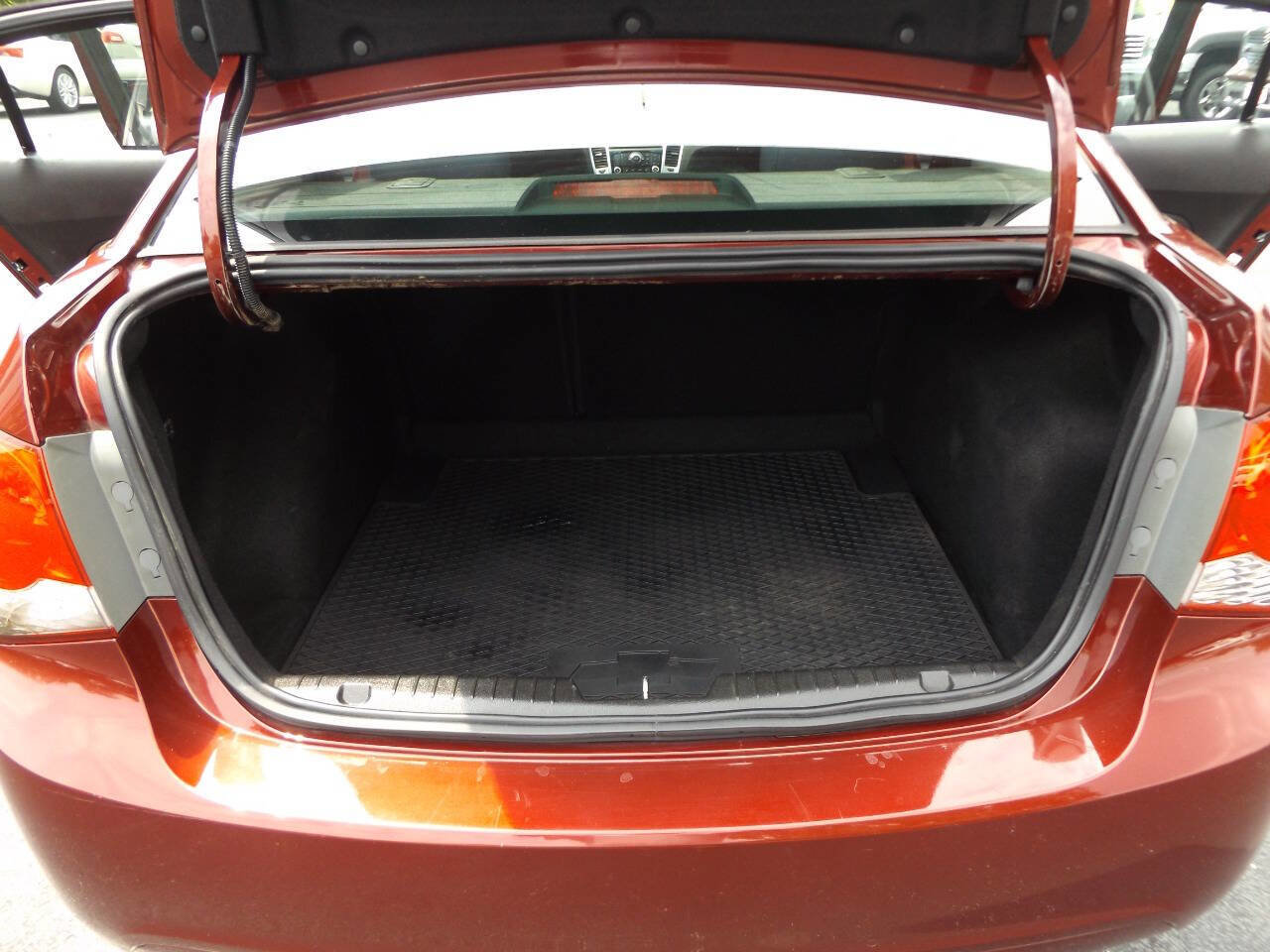 Used 2016 Chevrolet Cruze LT image 28