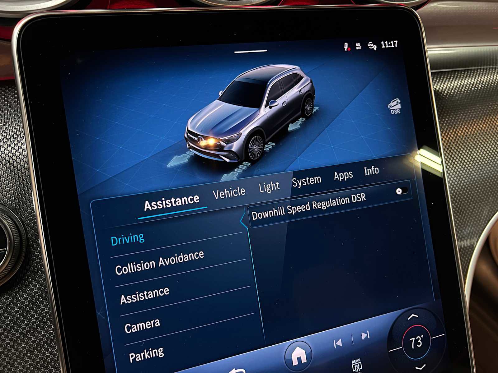 Used 2025 Mercedes-Benz GLC 300 4MATIC image 33