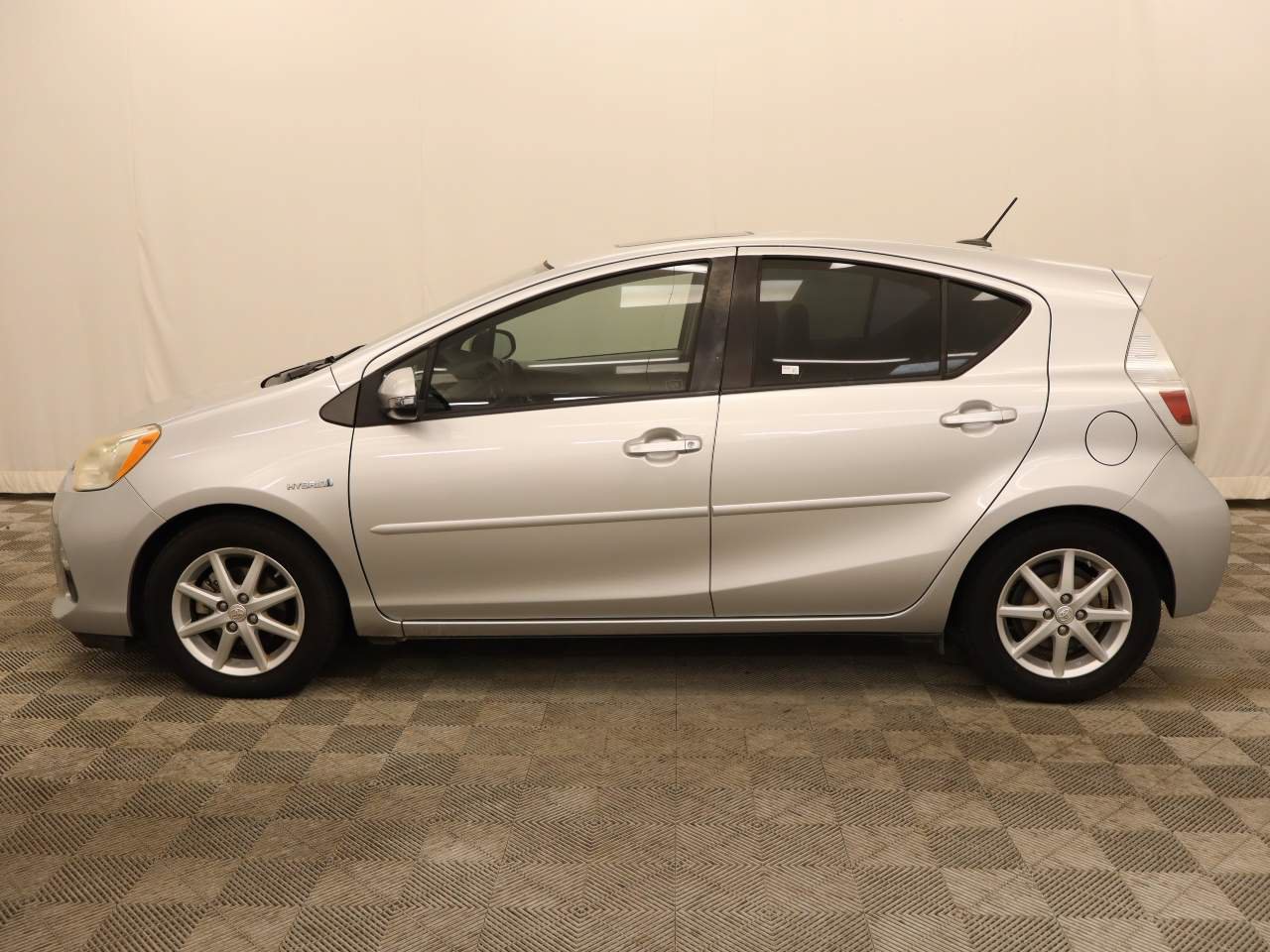 Used 2012 Toyota Prius C Four FWD image 2