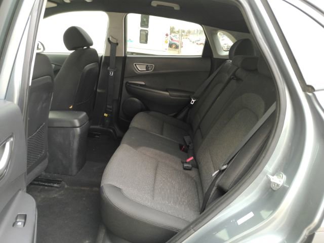 Used 2021 Hyundai Kona SEL w/ Cargo Package FWD image 18