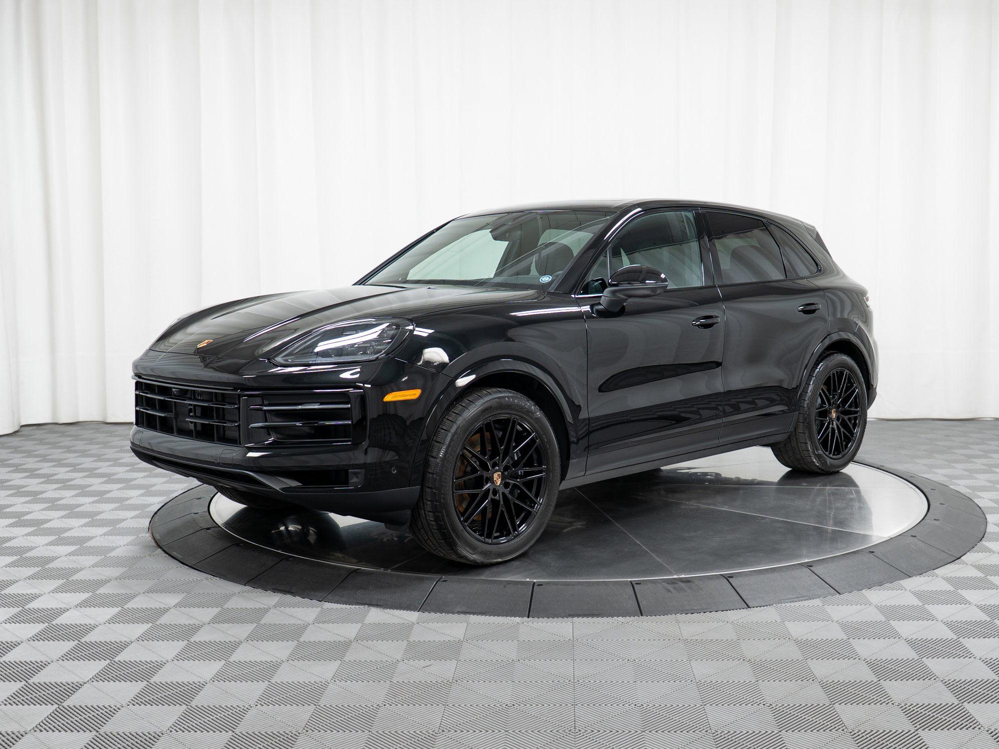 New 2026 Porsche Cayenne image 1