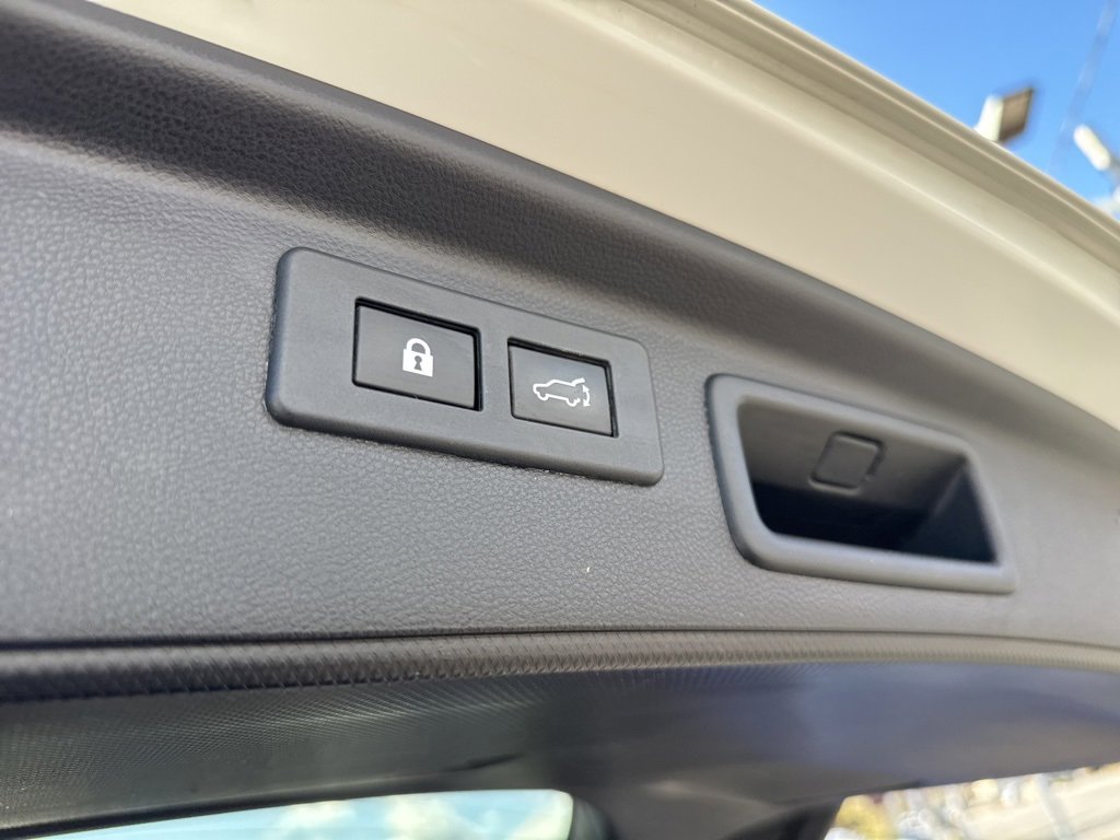 Used 2020 Subaru Forester Touring image 23