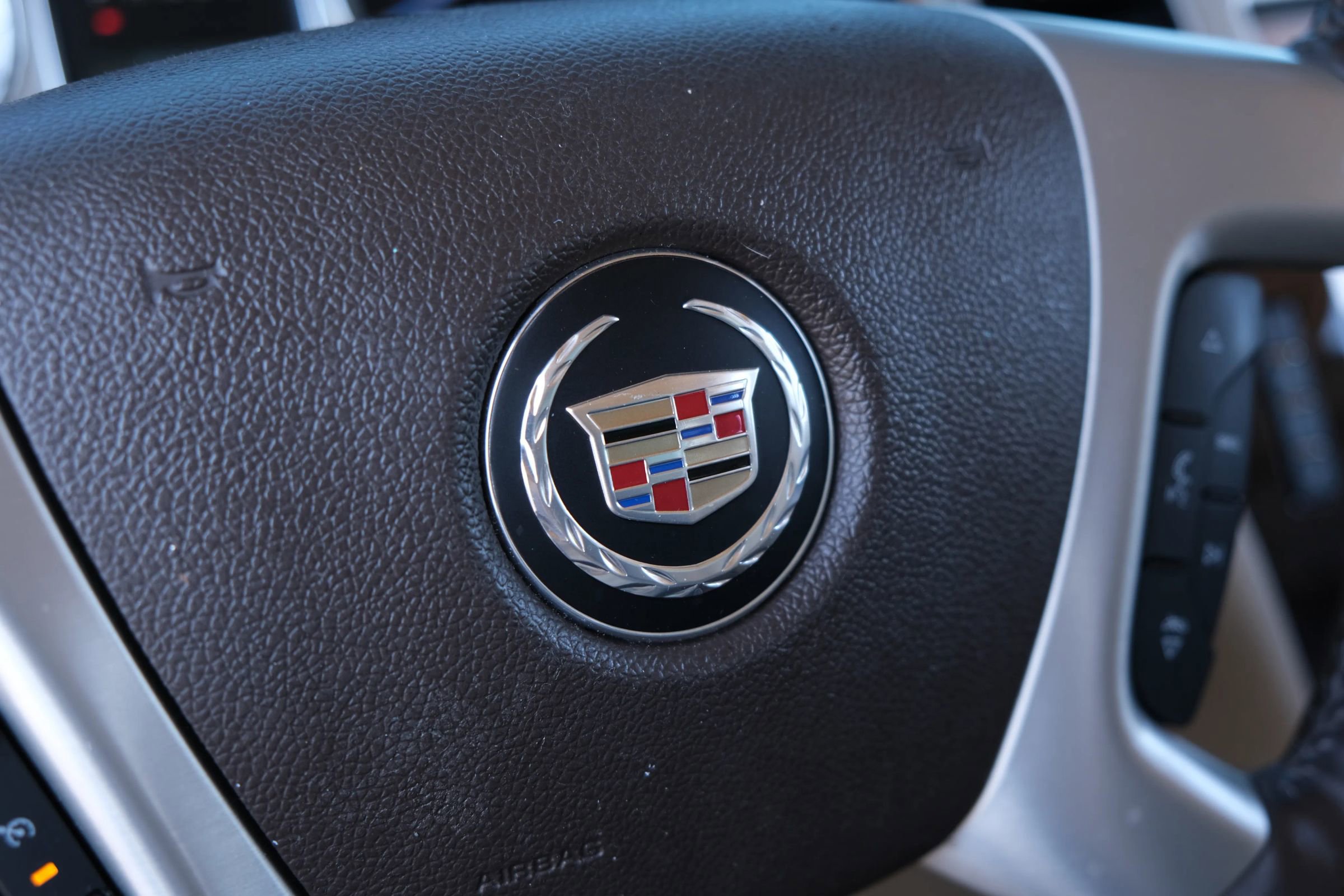 Used 2013 Cadillac Escalade EXT Premium image 44