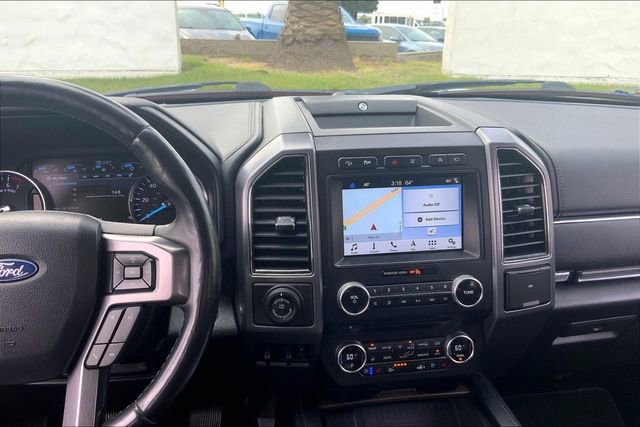Used 2018 Ford Expedition Platinum AWD/4WD image 6