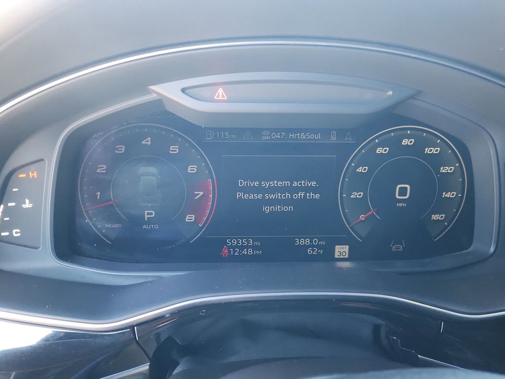 Used 2021 Audi Q8 Prestige w/ Prestige Package image 21