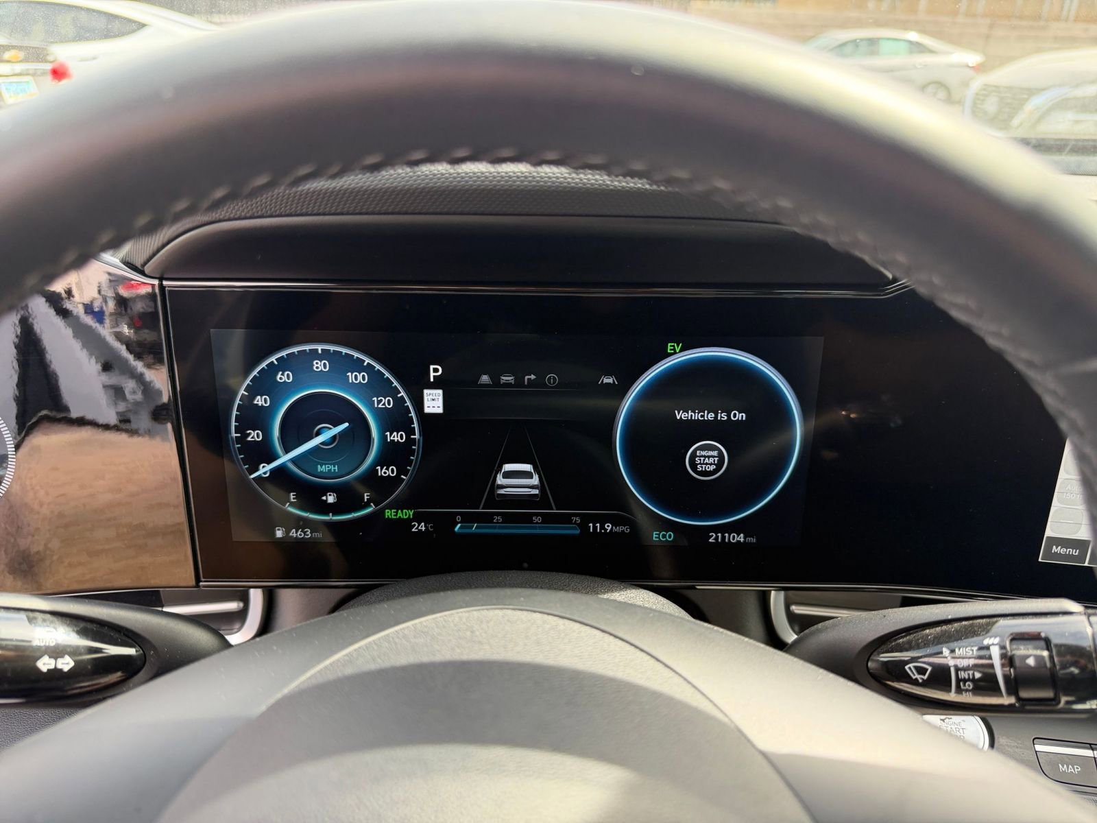 Used 2025 Hyundai Elantra Limited FWD image 41