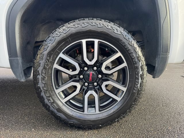 Used 2024 GMC Sierra 1500 AT4 w/ Technology Package AWD/4WD image 21