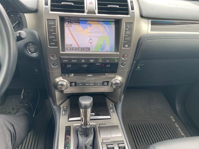 Used 2017 Lexus GX 460 w/ Navigation Package AWD/4WD image 18
