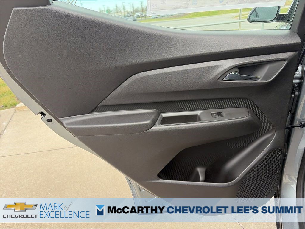 New 2027 Chevrolet Bolt LT FWD image 34