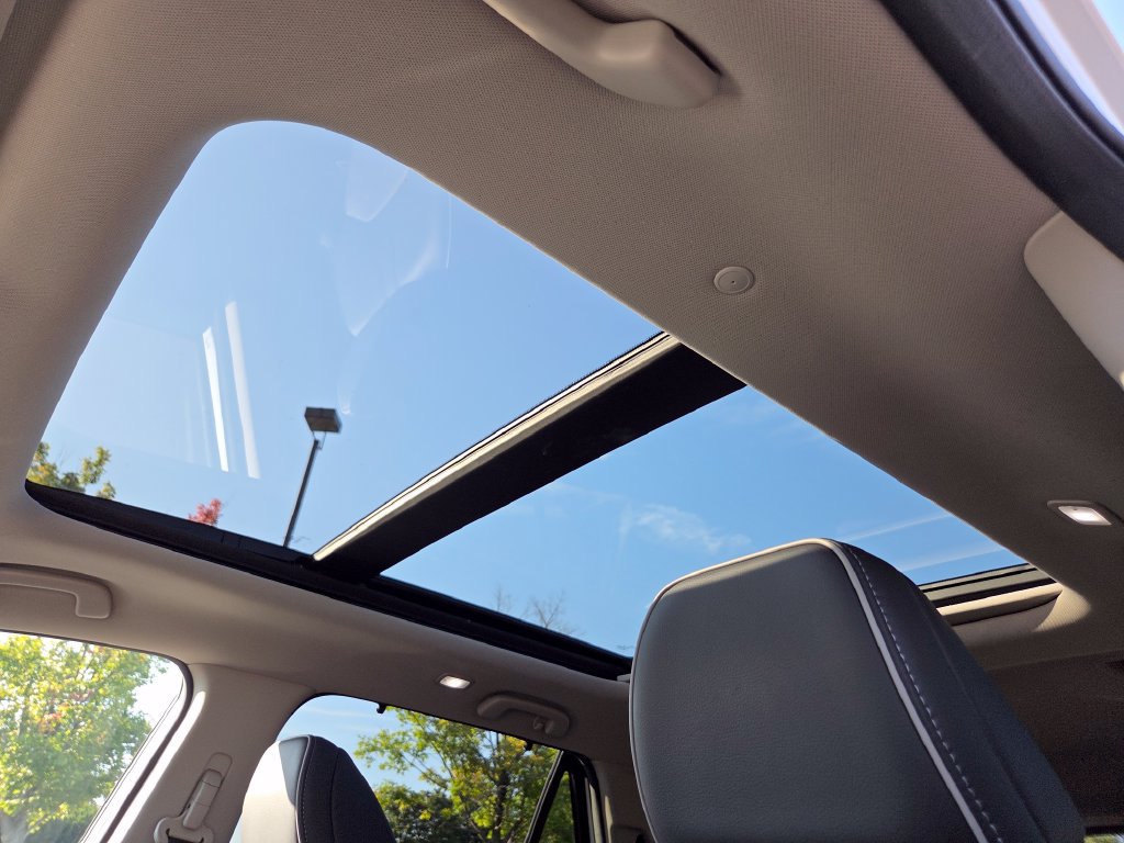 Certified 2025 Honda Pilot Elite image 4