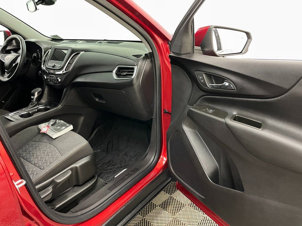 Used 2024 Chevrolet Equinox LT w/ LPO, Floor Liner Package FWD image 34
