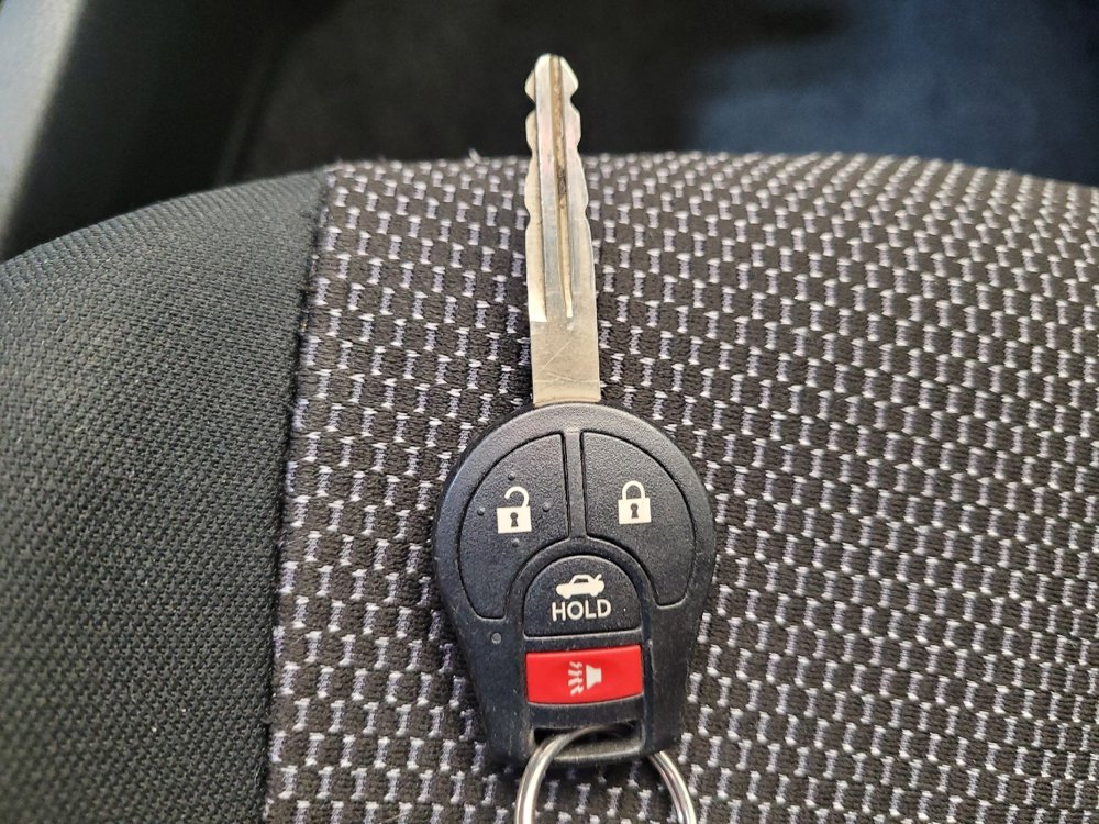 Used 2018 Nissan Versa SV w/ SV Special Edition FWD image 32