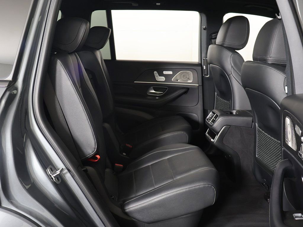 Used 2022 Mercedes-Benz GLS 450 4MATIC w/ AMG Line Exterior image 36
