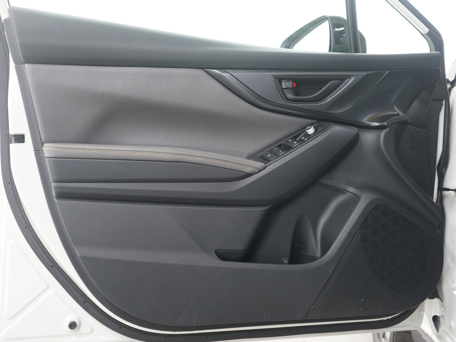 Used 2022 Subaru Crosstrek 2.5i Sport w/ Moonroof Package image 21