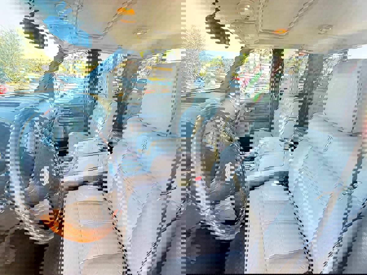 Used 2008 Lincoln Mark LT 2WD image 11