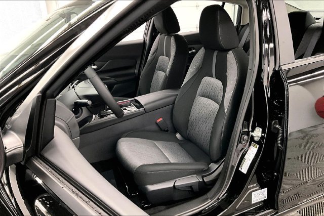 New 2026 Nissan Sentra SV w/ SV Convenience Package FWD image 10
