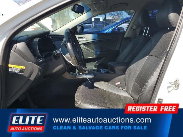 Used 2016 Kia Optima EX image 14
