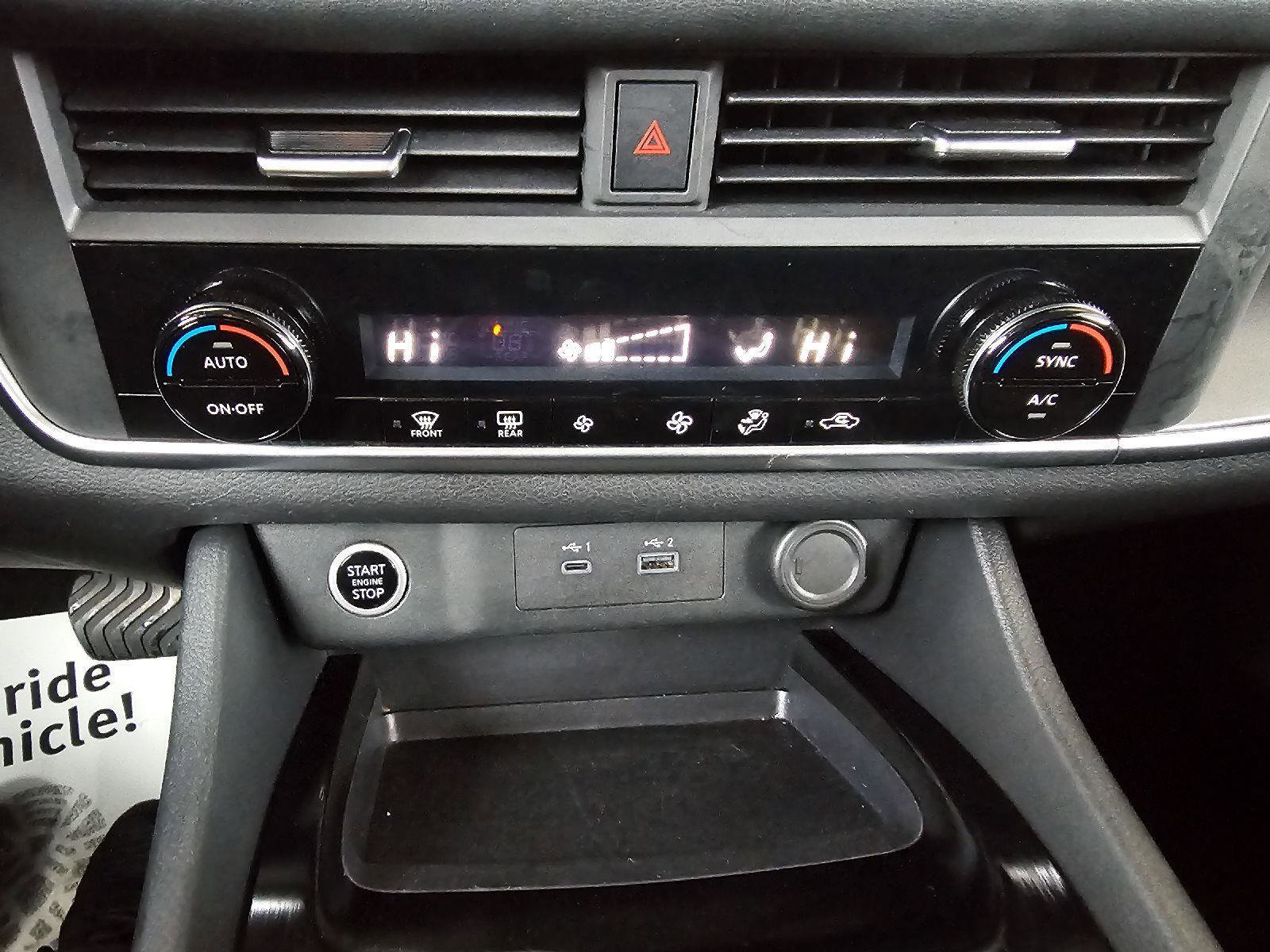 Used 2023 Nissan Rogue SV image 26