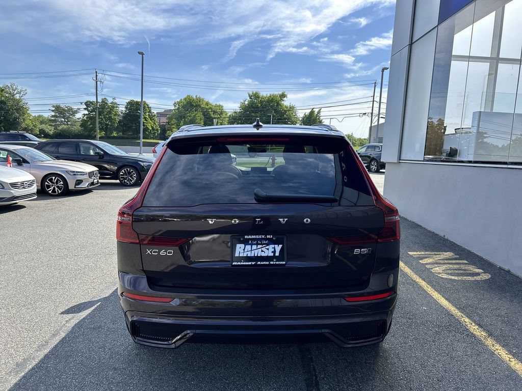 New 2026 Volvo XC60 B5 Ultra w/ Climate Package AWD/4WD image 7