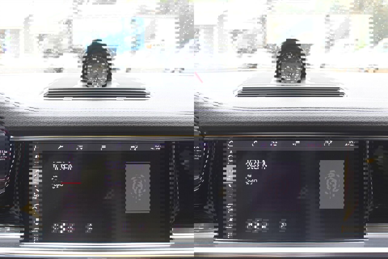 Used 2018 Porsche Panamera 4S image 7