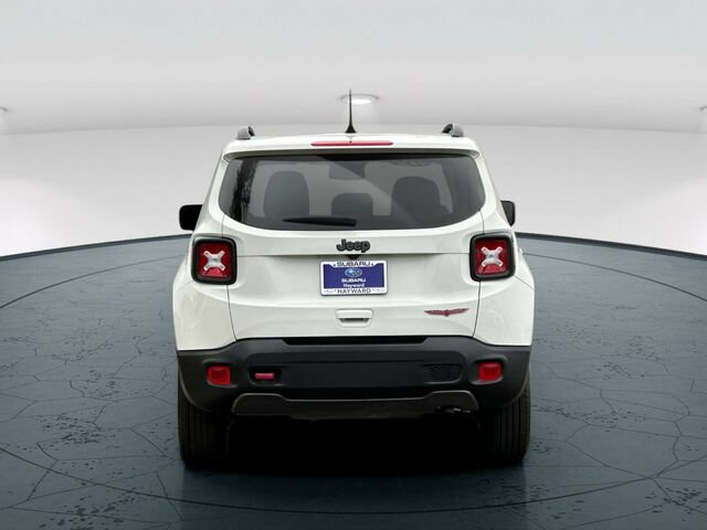 Used 2019 Jeep Renegade Trailhawk AWD/4WD image 5