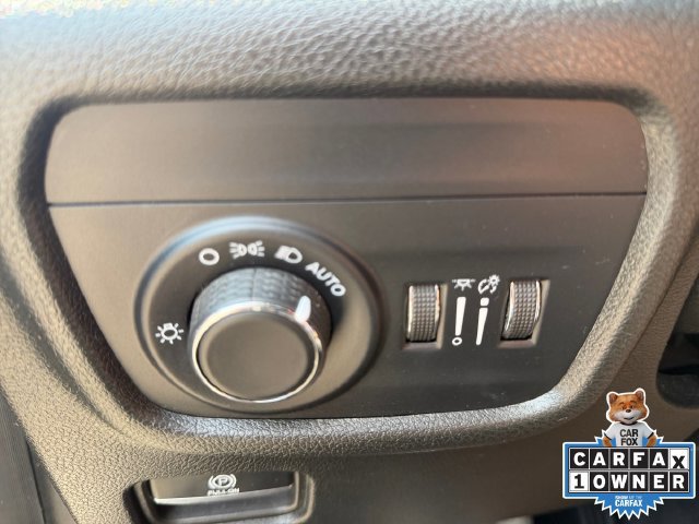 Used 2022 Jeep Grand Cherokee L Laredo w/ Luxury Tech Group I RWD image 12