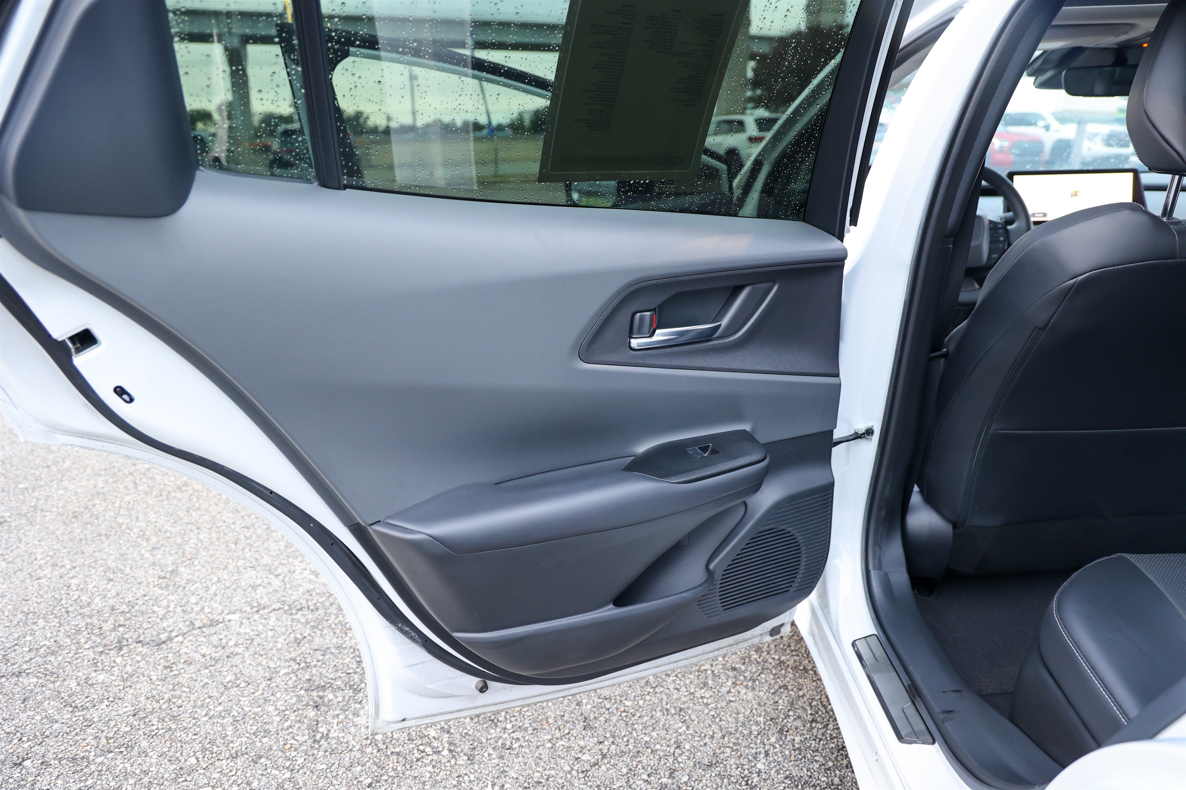 Used 2023 Toyota Prius XLE FWD image 40
