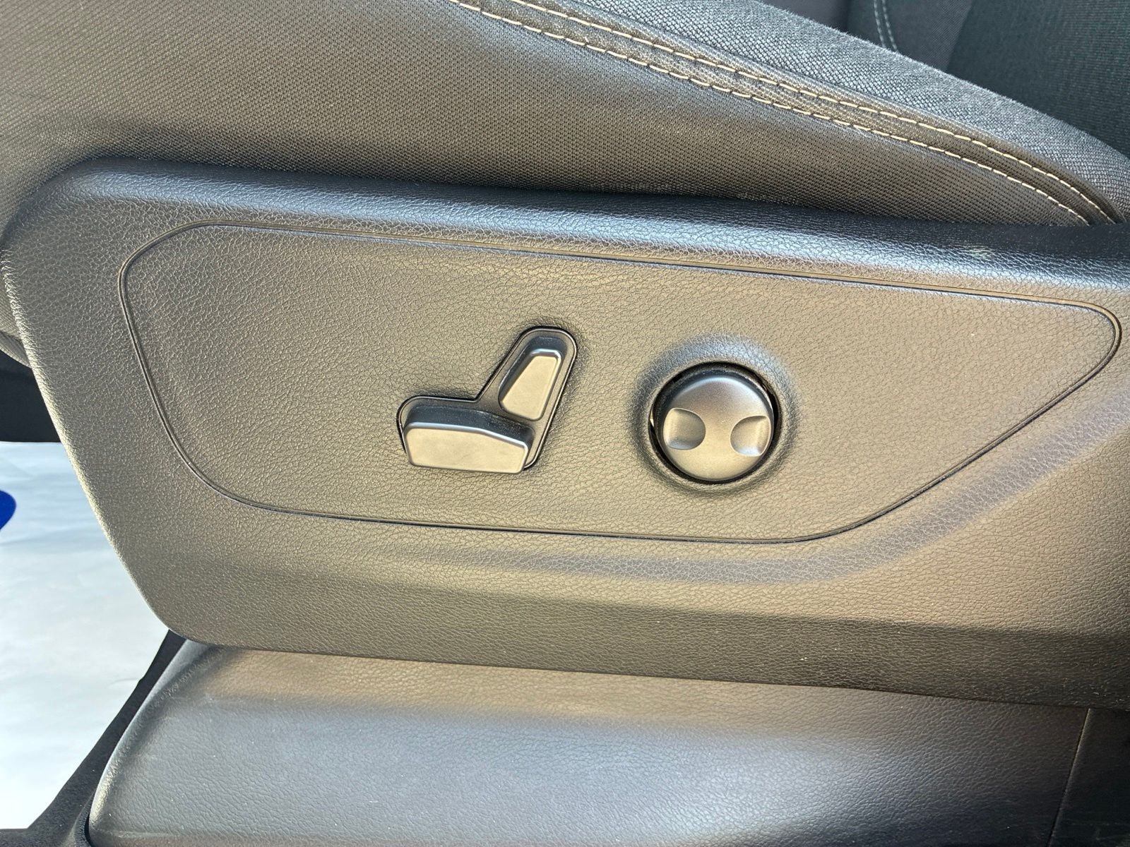 Used 2022 RAM 1500 Big Horn AWD/4WD image 15