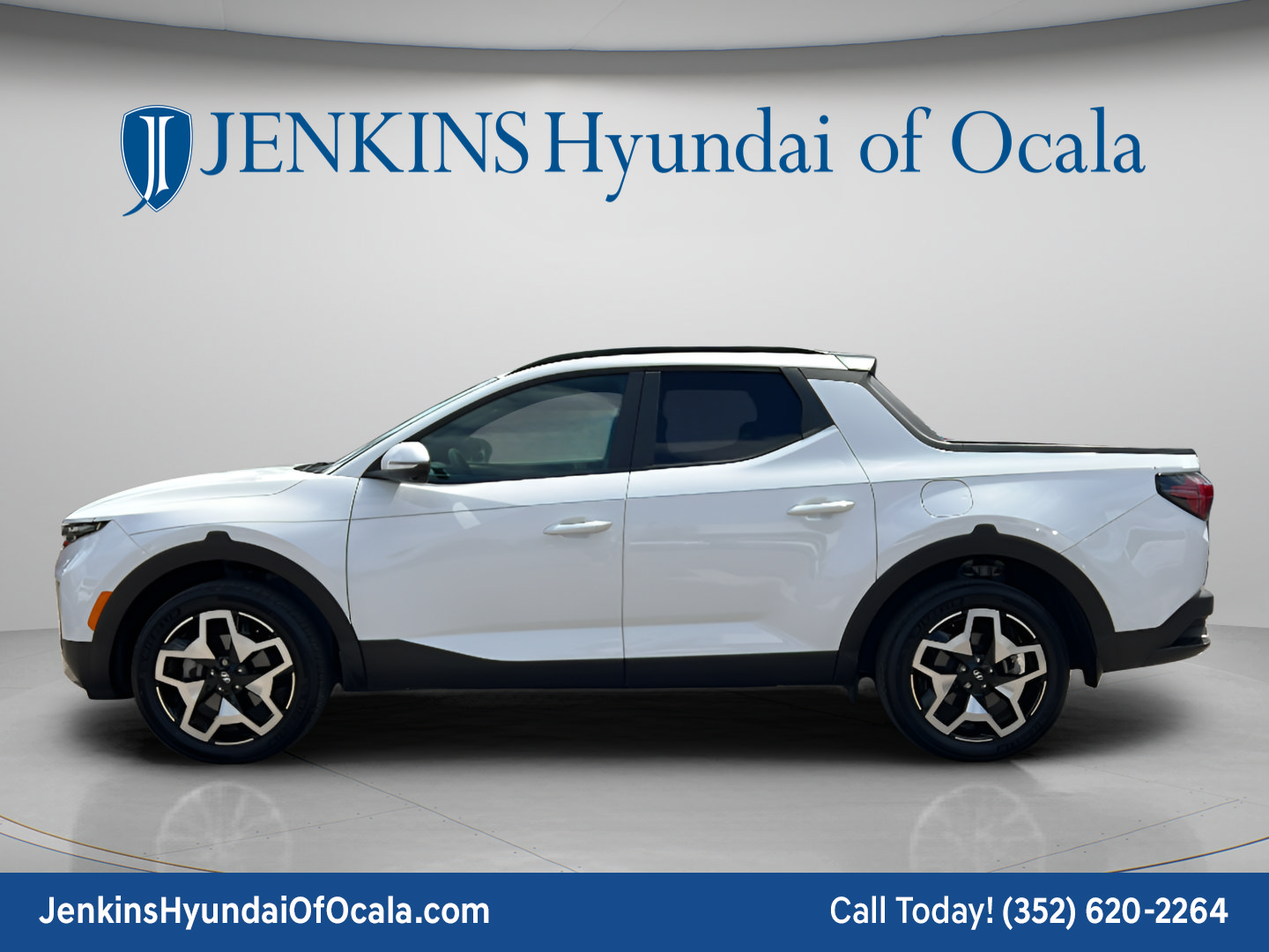Certified 2023 Hyundai Santa Cruz Limited AWD/4WD image 6