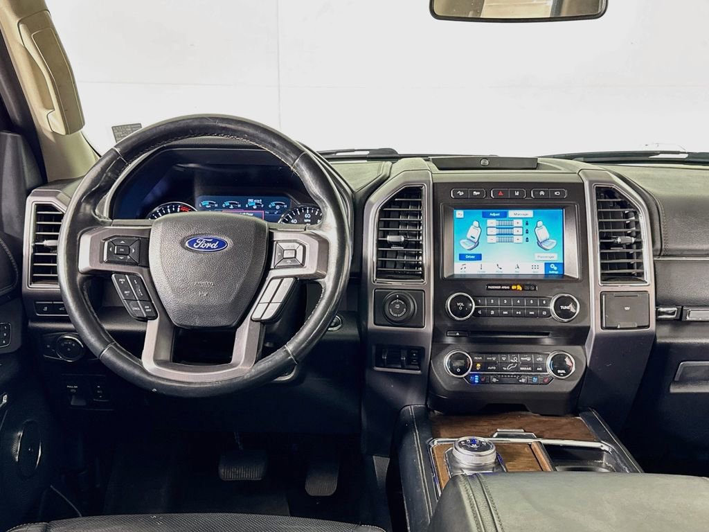 Used 2018 Ford Expedition Max Platinum AWD/4WD image 11
