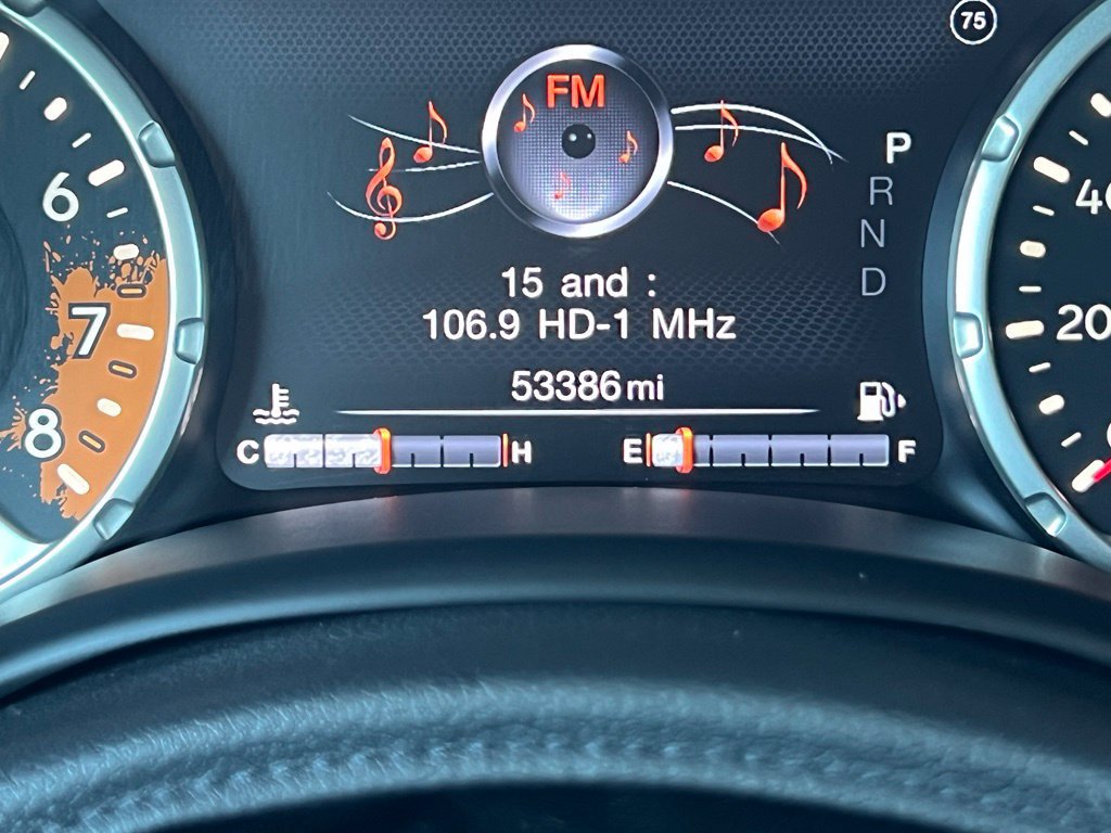 Used 2017 Jeep Renegade Limited AWD/4WD image 39