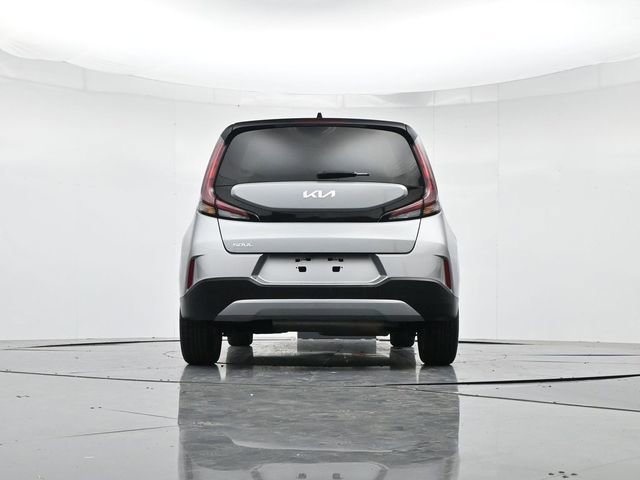 Used 2023 Kia Soul LX w/ LX Technology Package image 38