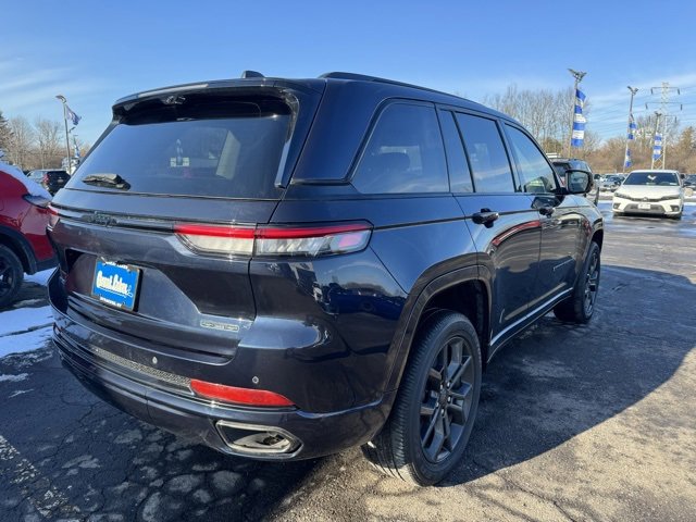 Used 2023 Jeep Grand Cherokee 30th Anniversary image 2