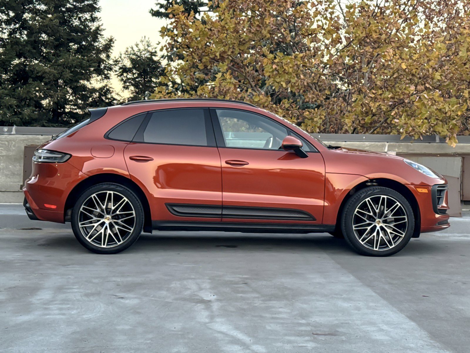 Used 2023 Porsche Macan S image 9