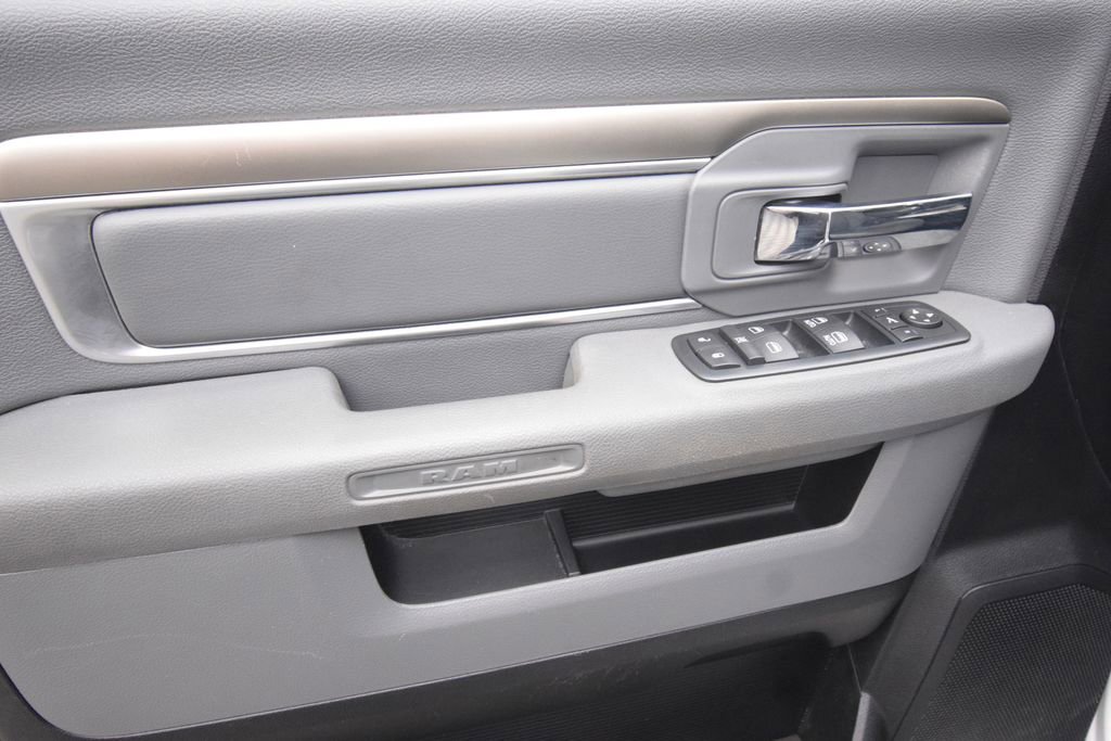 Used 2016 RAM 1500 Big Horn image 23