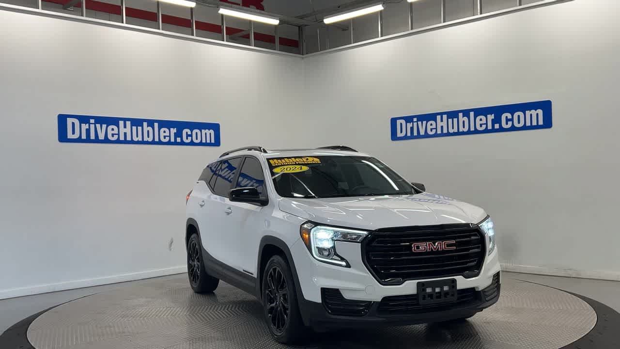 Used 2024 GMC Terrain SLE w/ Driver Convenience Package FWD image 5