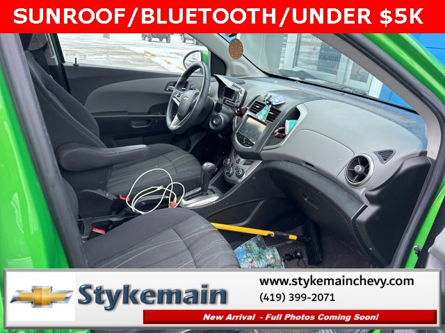 Used 2015 Chevrolet Sonic LT image 8