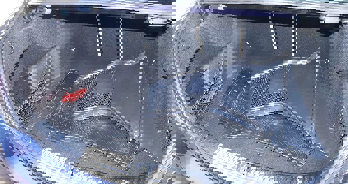 Used 2020 Mercedes-Benz C 300 Sedan w/ Premium Package image 24