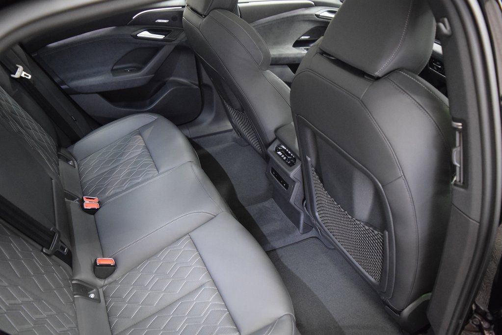 New 2025 Audi S6 e-tron Premium Plus image 6