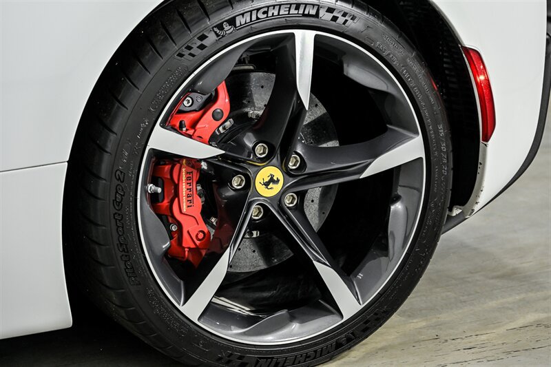 Used 2023 Ferrari SF90 Spider AWD/4WD image 14