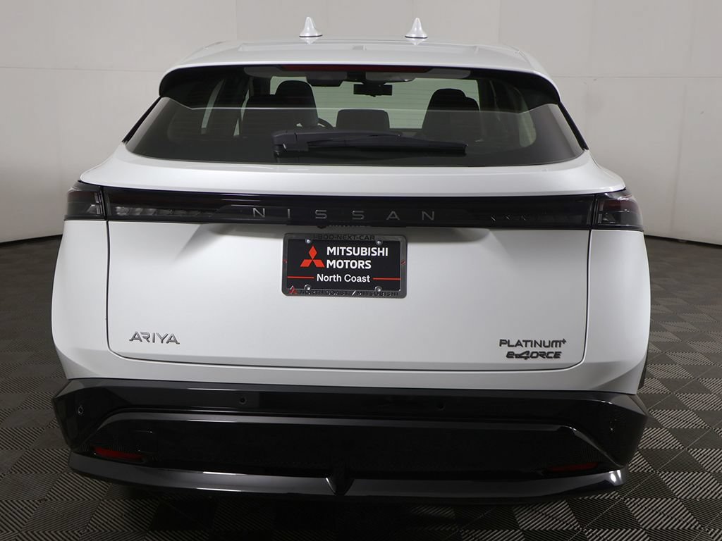 Used 2024 Nissan Ariya AWD image 18