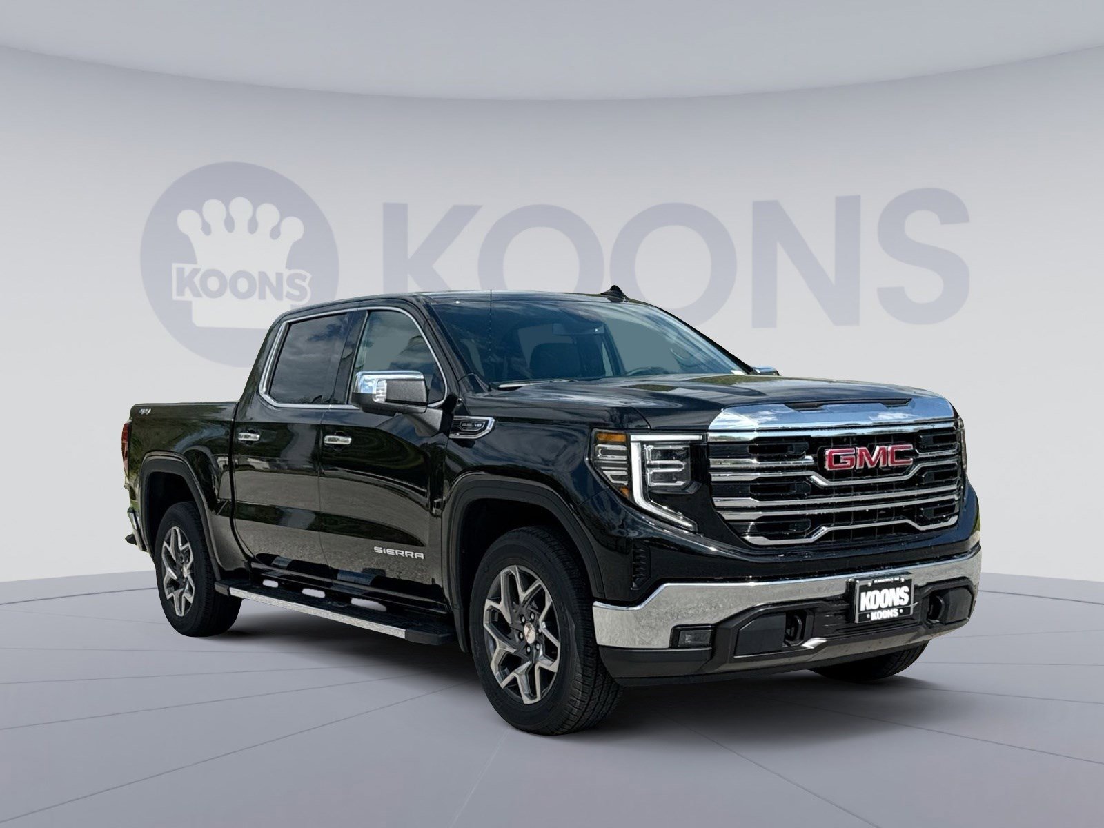 New 2026 GMC Sierra 1500 SLT w/ SLT Premium Package image 10