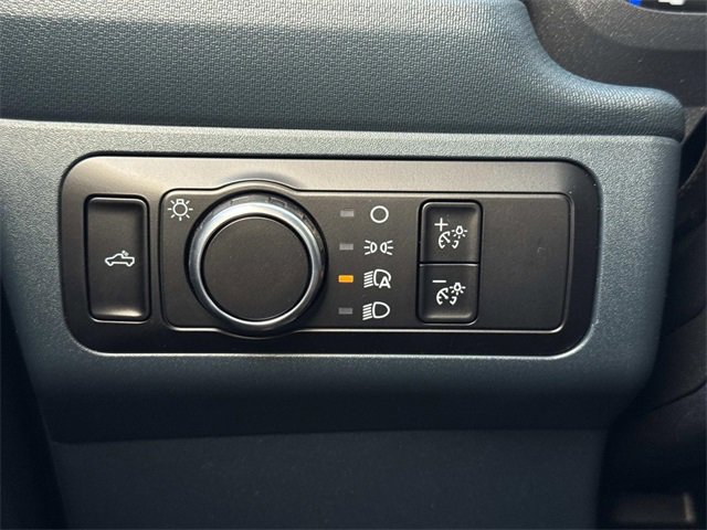 New 2025 Ford Maverick XL w/ Equipment Group 102A image 19